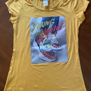 Junior’s “YOUNG AND WILD” tee
